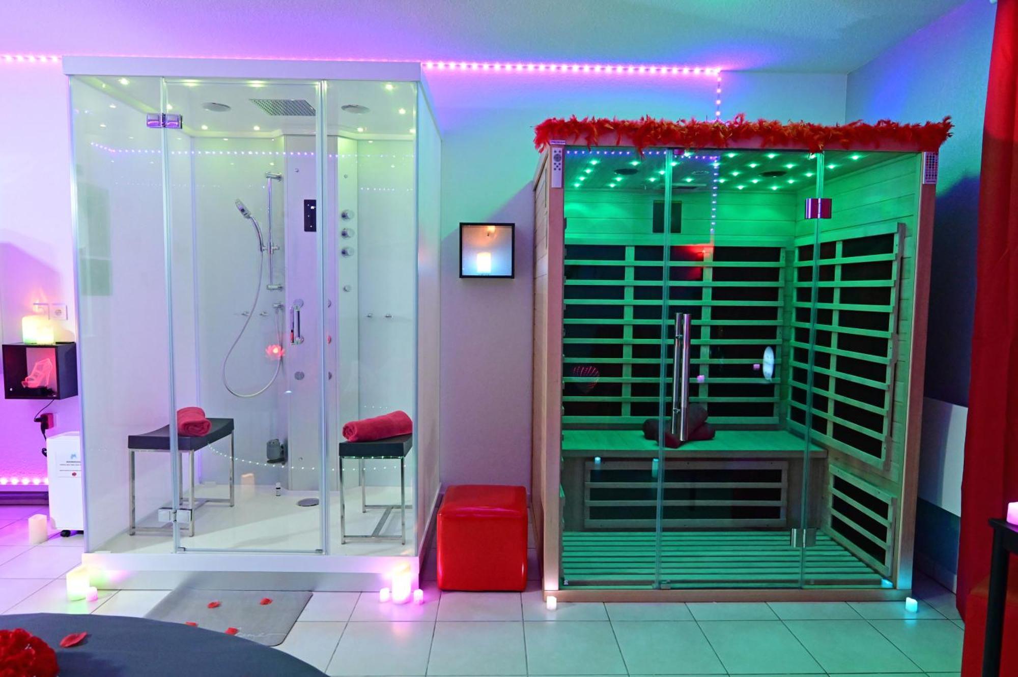 Love Room A Deux Pas De L'Ocean Avec Hammam, Sauna Et Bain A 2 :-) Biscarrosse Exterior foto